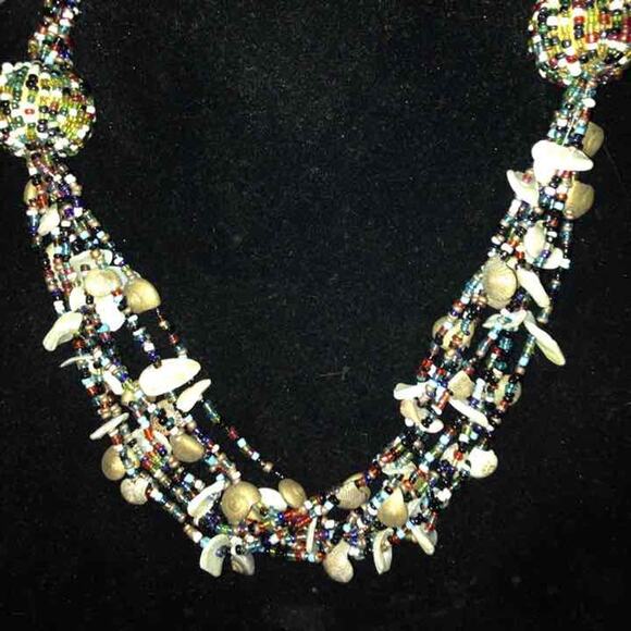 BOHO BEADS & SHELLS STATEMENT NECKLACE - Picture 2 of 4